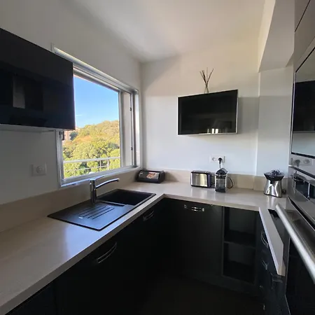 Le De La Vague Апартаменты