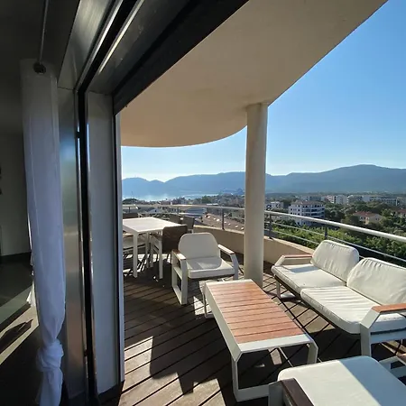 Апартаменты Le De La Vague *