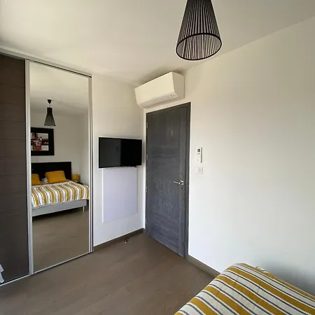 Le De La Vague Апартаменты Порто-Веккьо