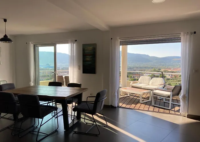 Le De La Vague *